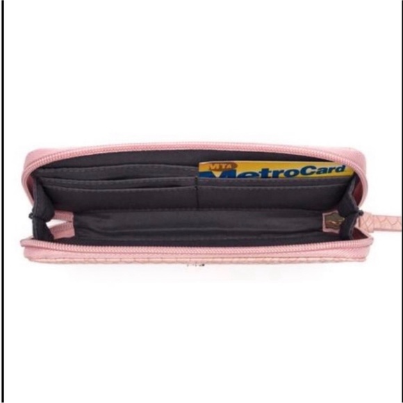 Hudson+Bleecker NWT Bonjour Smartphone Wallet Dusty Rose - Picture 3 of 8